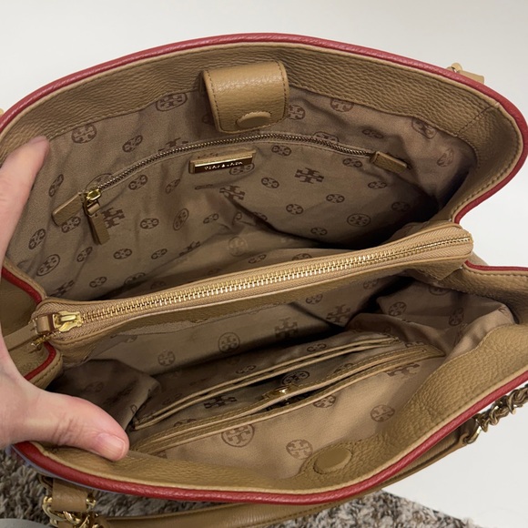 Tory Burch Harper Stripe tote bag.Color is vintage Camel - Picture 8 of 16